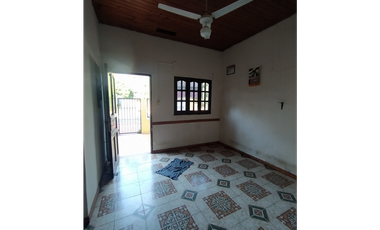 CASA A RECICLAR ZONA LAVALLE Y MARTIN FIERRO