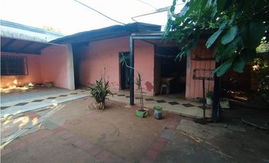 CASA A RECICLAR ZONA LAVALLE Y MARTIN FIERRO