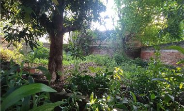 CASA A RECICLAR ZONA LAVALLE Y MARTIN FIERRO