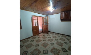 CASA A RECICLAR ZONA LAVALLE Y MARTIN FIERRO