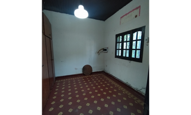 CASA A RECICLAR ZONA LAVALLE Y MARTIN FIERRO