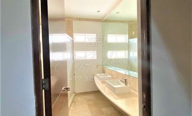 DEPARTAMENTO EN RENTA, TORRE ALTUS, JUNTO A LA SALLE, 3 REC. 3 AUTOS, DE LUJO.