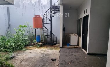Rumah Minimalis Terawat Di Melong Residence Bandung
