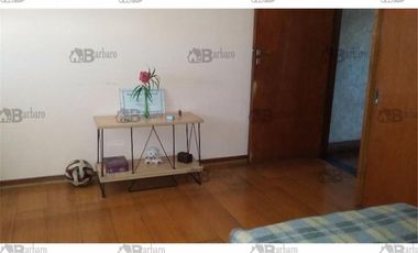 Barbaro vende en San Martin Tipo casa