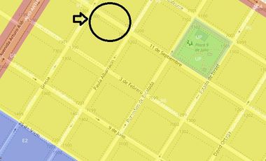 Galpón de 330m2 sobre lote de 433m2 en 11 de septiembre y Paula Albarracin