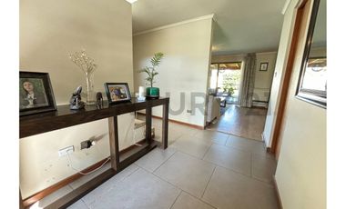 SE VENDE HERMOSA CASA EN EL REMANSO DE CHICUREO