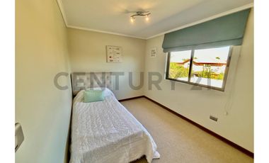 SE VENDE HERMOSA CASA EN EL REMANSO DE CHICUREO