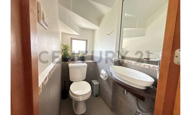 SE VENDE HERMOSA CASA EN EL REMANSO DE CHICUREO