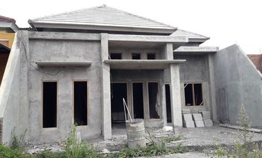 Rumah proses bangun jl kaliurang km 10 Gentan Ngaglik Sleman Yogyakarta