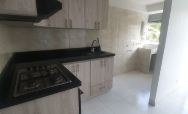 apartamento en arriendo en la tablaza. Cod A215923