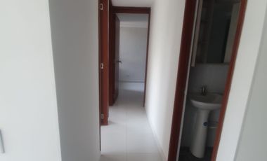 apartamento en arriendo en la tablaza. Cod A215923