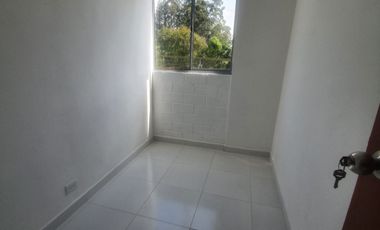 apartamento en arriendo en la tablaza. Cod A215923