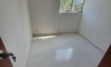 apartamento en arriendo en la tablaza. Cod A215923
