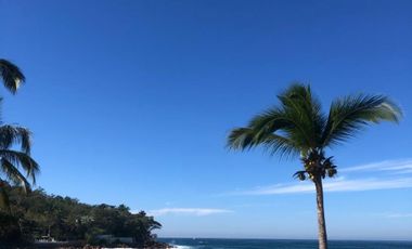 Renta de Estudio en Puerto Vallarta amueblado con vista al Mar y a pie de Playa