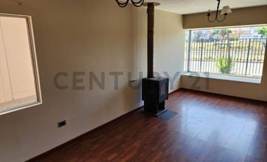 SE VENDE CASA REMODELADA PARQUE SAN MARCOS