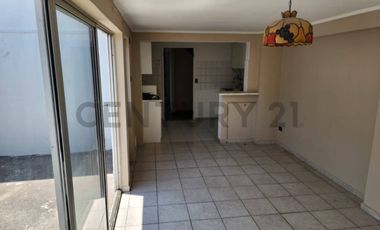 SE VENDE CASA REMODELADA PARQUE SAN MARCOS