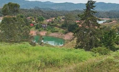 terreno en venta en la piedra del peÑol. Cod V5737