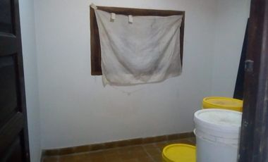 Córdoba, Cruz del Eje, Villa De Soto, Casa 4 amb + 2 Dtos de 1 y 2 amb. Excelente estado y ubicación.