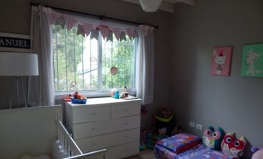Triplex en Venta Haedo / Moron (A001 1740)