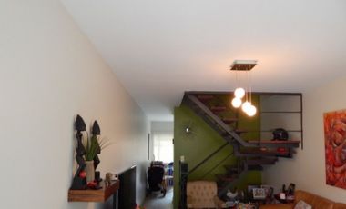 Triplex en Venta Haedo / Moron (A001 1740)