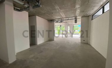 Arriendo Exclusivo Local Comercial Av Las Condes