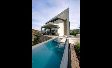 Casa en Arriendo en VALLE ESCONDIDO