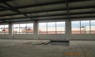 local en arriendo en cajica. Cod A2802