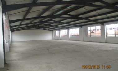 local en arriendo en cajica. Cod A2802