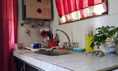 VENDO CASA EN TOLOSA, LA PLATA.