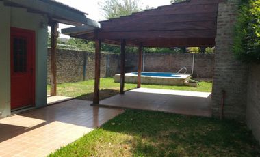 SE VENDE CASA EN MERLO
