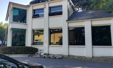 EXCELENTE LOCAL COMERCIAL SOBRE 25 DE MAYO 799 SAN ISIDRO 1000 MTS