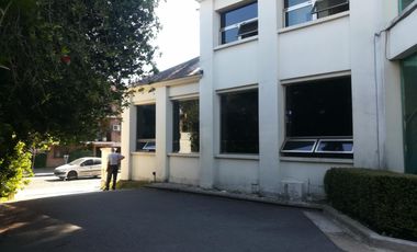 EXCELENTE LOCAL COMERCIAL SOBRE 25 DE MAYO 799 SAN ISIDRO 1000 MTS