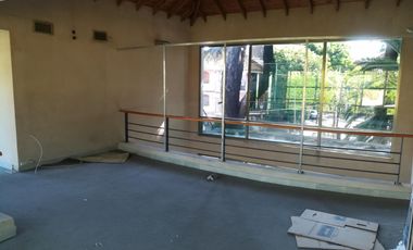 EXCELENTE LOCAL COMERCIAL SOBRE 25 DE MAYO 799 SAN ISIDRO 1000 MTS