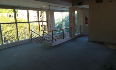 EXCELENTE LOCAL COMERCIAL SOBRE 25 DE MAYO 799 SAN ISIDRO 1000 MTS