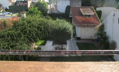 Chalet en Venta Villa Sarmiento / Moron (A120 3200)