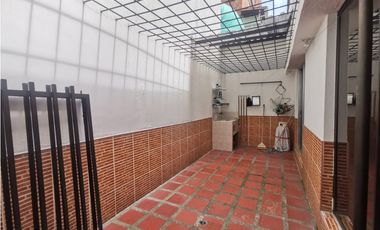 VENTA DE CASA EN CABAÑAS, BELLO