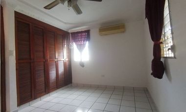 Se Vende casa de 275 Mts2 en La Floresta de Arraiján (H)