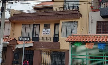 Casa en venta semi comercial sector Cdla alvarez cerca del hospital. san blas cañaribamba