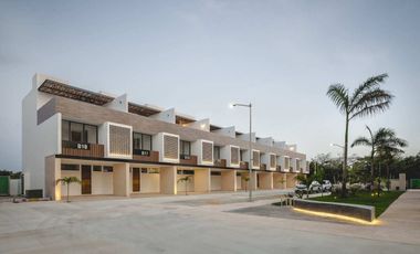 Casa tipo Townhouse en condominio en Dzytia, Mérida Norte