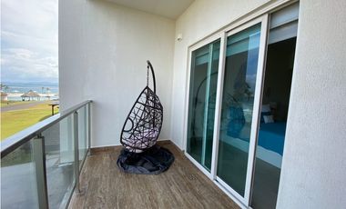 SE VENDE APARTAMENTO EN PLAYA ESCONDIDA