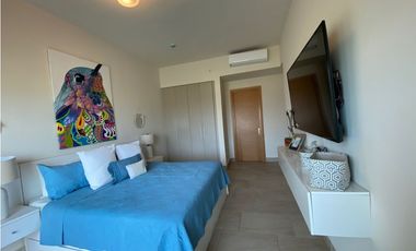 SE VENDE APARTAMENTO EN PLAYA ESCONDIDA