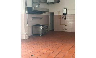 Se Alquila Local 200 Mts Esquinero Obarrio USD$3,800,oo+Itbms