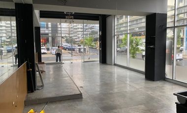 Se Alquila Local 200 Mts Esquinero Obarrio USD$3,800,oo+Itbms