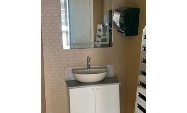 Se Alquila Local 200 Mts Esquinero Obarrio USD$3,800,oo+Itbms