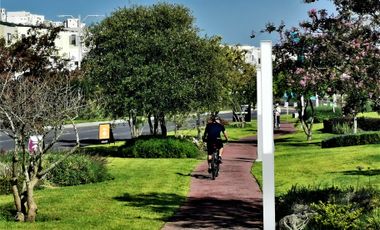 Casa de 3 Recámaras con Baño completo en Zibatá (Una en Planta Baja)