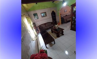 Rumah di Jl. Ternate Kota Blitar