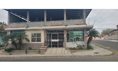 En venta casa amplia sector Parroquia Eloy Alfaro Manta
