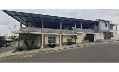 En venta casa amplia sector Parroquia Eloy Alfaro Manta