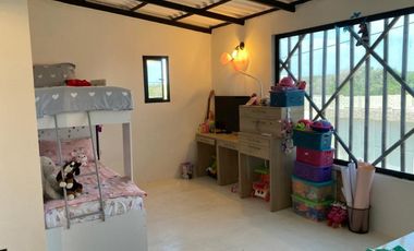 casa en venta en salgar. Cod V104194