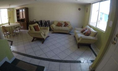 Venta Casa, Calle Juan Barrezueta , Sector Supermaxi Carcelen Norte de Quito